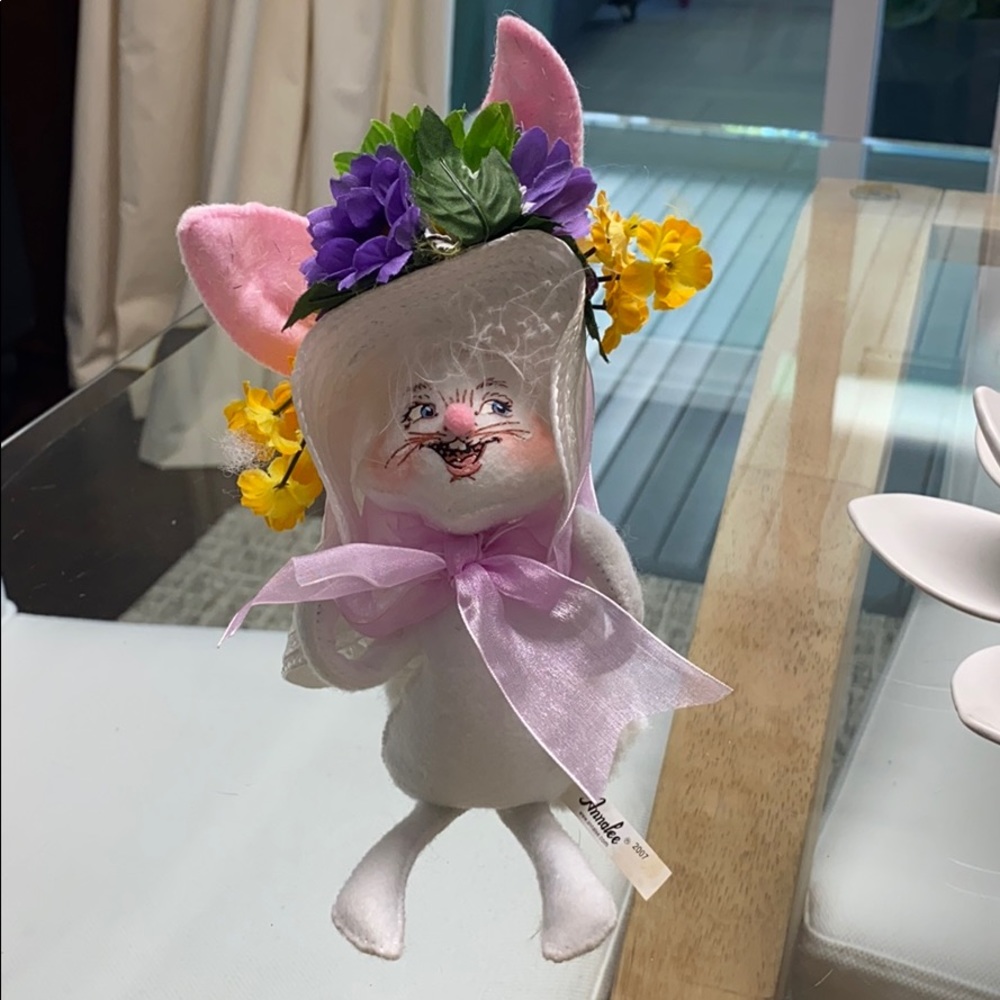 Annalee Easter bonnet doll